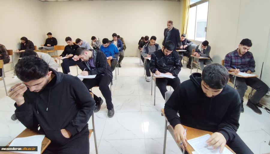 آخرین روز برگزاری امتحانات پایان ترم دانشجویان با حضور علی محمد فلاح رئیس مرکز شهید رجایی بابل 3