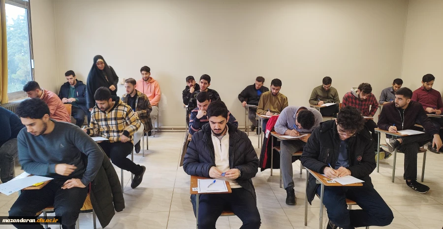 آخرین روز برگزاری امتحانات پایان ترم دانشجویان با حضور علی محمد فلاح رئیس مرکز شهید رجایی بابل 4