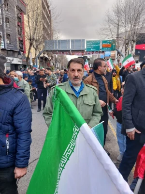 حضور پرشور همکاران و دانشجو معلمان در راهپیمایی22بهمن1403 5