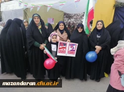 حضور پرشور همکاران و دانشجو معلمان در راهپیمایی22بهمن1403 8