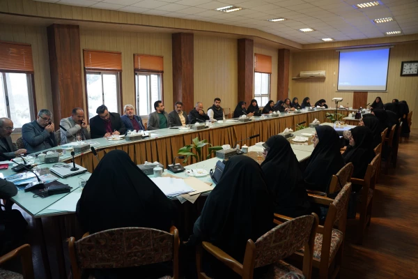 برگزاری مراسم تقدیر از دست اندرکاران و عوامل اجرایی سومین جشنواره اقوام دانشجومعلمان دانشگاه فرهنگیان 
 4