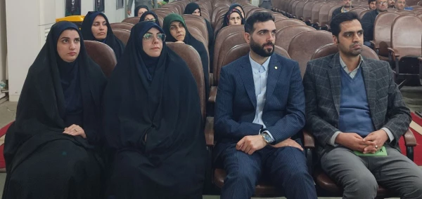 
گردهمایی مدیران و معلمان راهنمای کارورزی مدارس آموزش و پرورش شهرستان بابل در دانشگاه فرهنگیان مرکز شهید رجایی بابل برگزار گردید 9