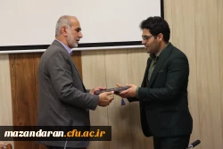 سرپرست معاونت توسعه منابع و اموردانشجویی پردیس دکتر شریعتی ساری منصوب شد.
 2