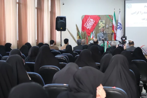 آیین افتتاحیه یادمان شهید گمنام دانشگاه فرهنگیان حضرت فاطمه(س)قائمشهر با حضور مسئولین استانی و شهرستانی،خانواده های شهدا، اساتید ،کارکنان، دانشجوها و بازتاب استانی اخبار برگزار شد. 2