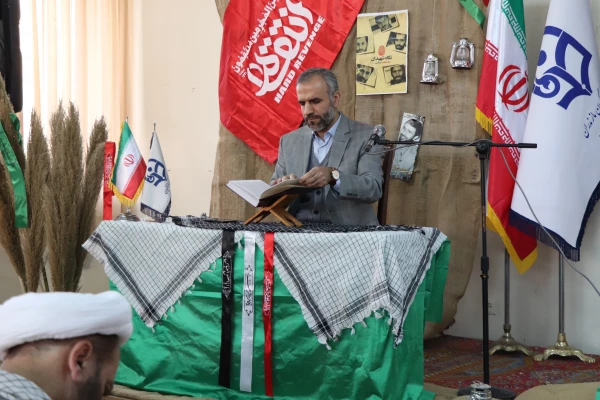 آیین افتتاحیه یادمان شهید گمنام دانشگاه فرهنگیان حضرت فاطمه(س)قائمشهر با حضور مسئولین استانی و شهرستانی،خانواده های شهدا، اساتید ،کارکنان، دانشجوها و بازتاب استانی اخبار برگزار شد. 2