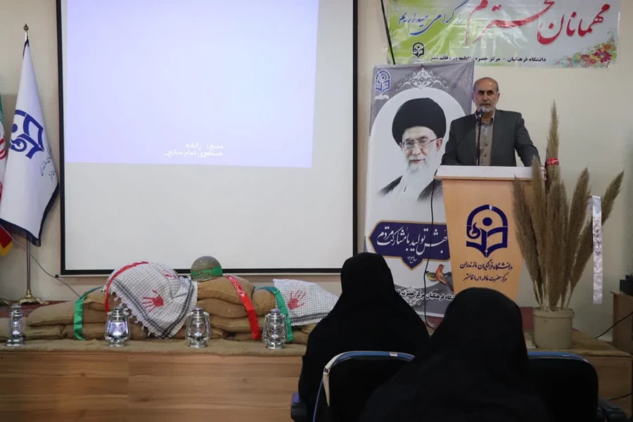 آیین افتتاحیه یادمان شهید گمنام دانشگاه فرهنگیان حضرت فاطمه(س)قائمشهر با حضور مسئولین استانی و شهرستانی،خانواده های شهدا، اساتید ،کارکنان، دانشجوها و بازتاب استانی اخبار برگزار شد. 2