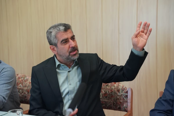 نشست صمیمی رئیس دانشگاه فرهنگیان مازندران با معاونین و کارکنان در آغاز سال جدید
 5