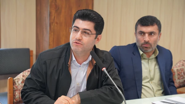 نشست صمیمی رئیس دانشگاه فرهنگیان مازندران با معاونین و کارکنان در آغاز سال جدید
 8