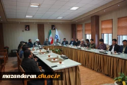 نشست صمیمی رئیس دانشگاه فرهنگیان مازندران با معاونین و کارکنان در آغاز سال جدید
 10