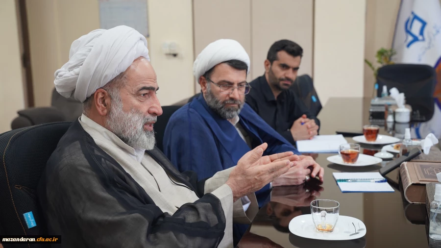 جلسه هماهنگی مراسم تجلیل از برگزیدگان مسابقه بزرگ قرآنی «زندگی با آیه ها، سی آیه سی پیام»
 3