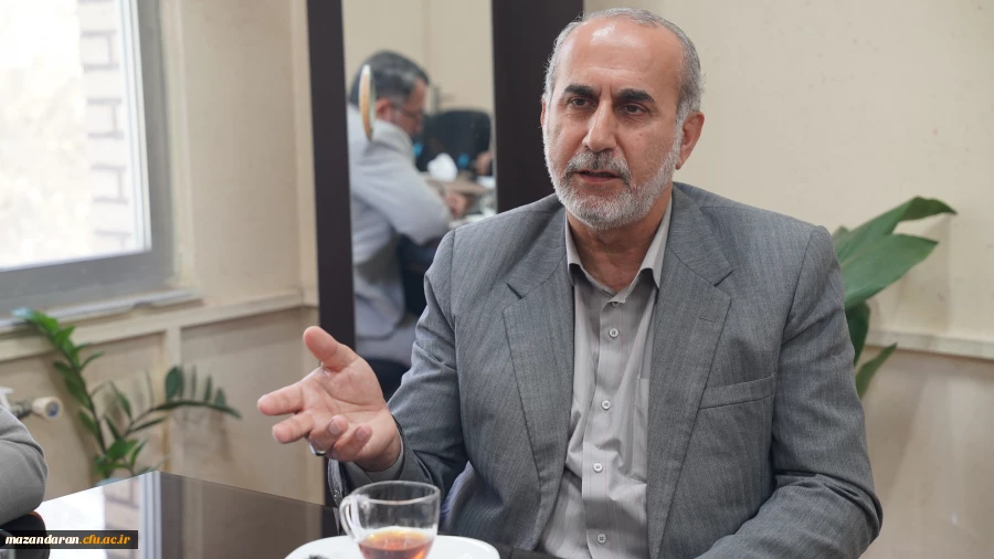 جلسه هماهنگی مراسم تجلیل از برگزیدگان مسابقه بزرگ قرآنی «زندگی با آیه ها، سی آیه سی پیام»
 7