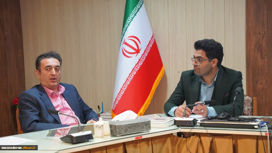 جلسه داخلی واحد توسعه منابع و امور دانشجویی پردیس دکتر شریعتی ساری 
 4