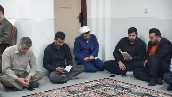 برگزاری مراسم هفتگی زیارت عاشورا در پردیس دکتر شریعتی ساری 5