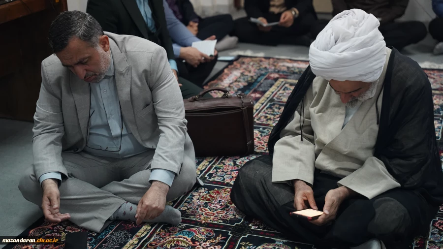 برگزاری مراسم هفتگی زیارت عاشورا در پردیس دکتر شریعتی ساری 6