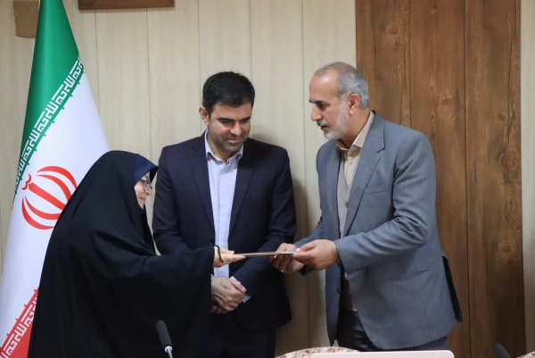 تقدیر از عوامل اجرایی سومین همایش ملی « دانش آموزش محتوا در آموزش تربیت بدنی(PCK)» 4