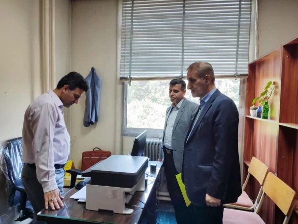 بازدید رئیس اداره نظارت و ارزیابی دانشگاه فرهنگیان مازندران از مر کز شهید رجایی بابل 5