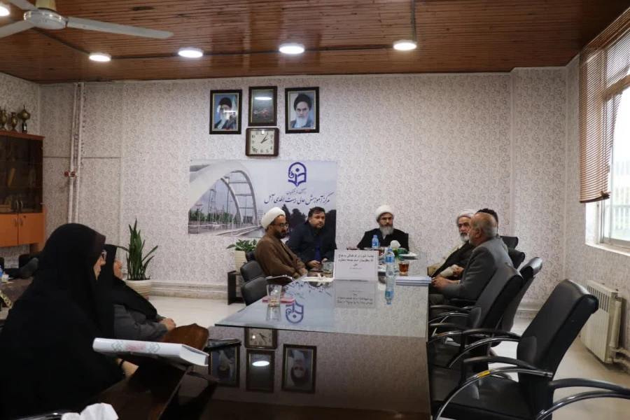 جلسه شورای فرهنگی مرکز بیت الهدی آمل با حضور رئیس دانشگاه فرهنگیان مازندران 4