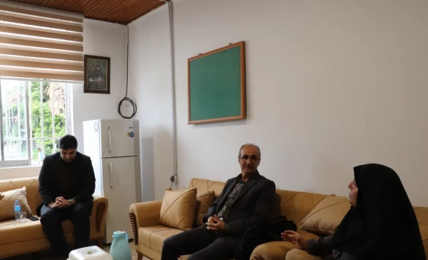 بازدید رئیس دانشگاه فرهنگیان مازندران از کلاس های درس مرکز بیت الهدی آمل 8