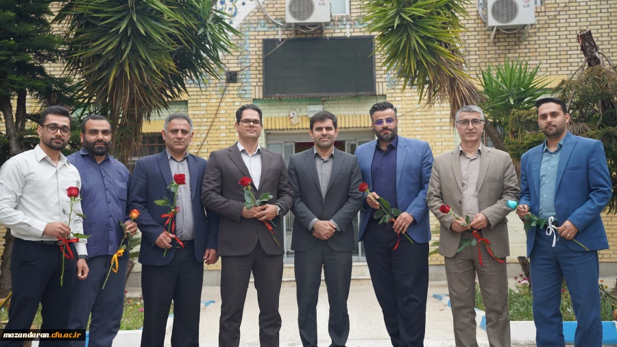 تقدیر معاون آموزشی دانشگاه فرهنگیان مازندران از کارکنان واحد آموزش و پژوهش مدیریت استان و پردیس دکتر شریعتی به مناسبت هفته معلم 2