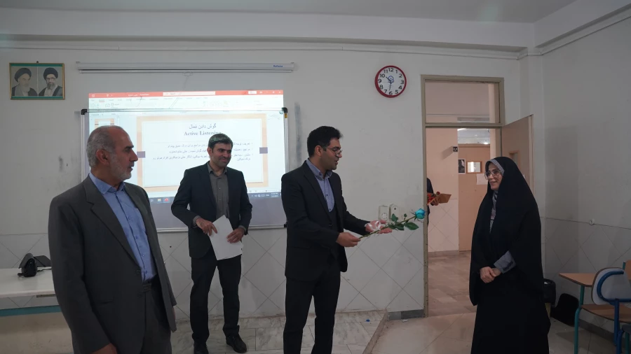 تقدیر رئیس دانشگاه فرهنگیان مازندران از اساتید و اعضای هیئت علمی به مناسبت هفته معلم 3