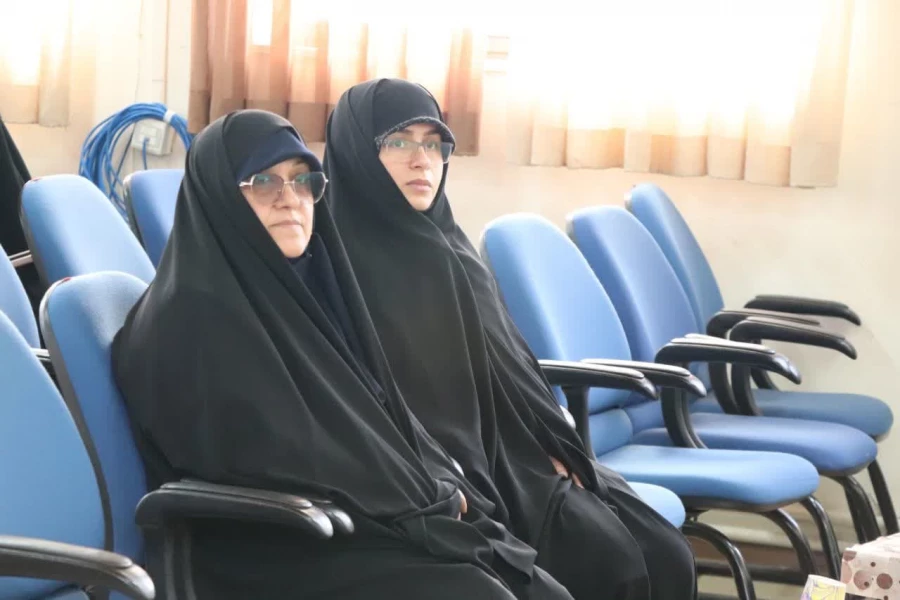 کرسی آزاد اندیشی باموضوع استعمار 4