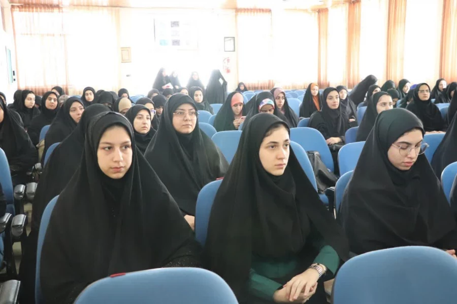 کرسی آزاد اندیشی باموضوع استعمار 5