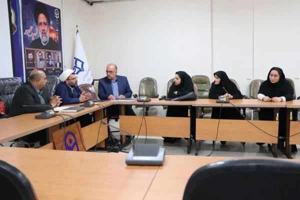 نشست هم اندیشی اعضای هیات علمی با حجت الاسلام غلامی معاون نهاد مقام معظم رهبری 2