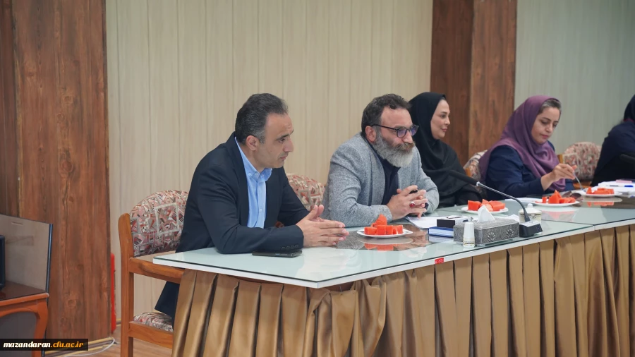 دیدار اعضای هیئت علمی دانشگاه فرهنگیان مازندران با تهیه کنندگان صدا و سیمای مرکز مازندران
 4