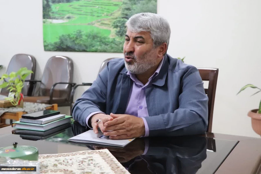 جلسه با حقانی مسئول شاهد و ایثار دانشگاه فرهنگیان مازندران 2