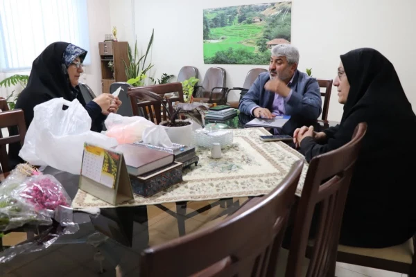 جلسه با حقانی مسئول شاهد و ایثار دانشگاه فرهنگیان مازندران 4