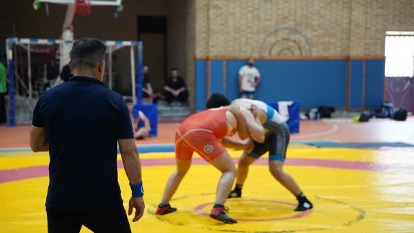 برگزاری مسابقات کشتی انتخابی استانی در پردیس دکتر شریعتی ساری 2