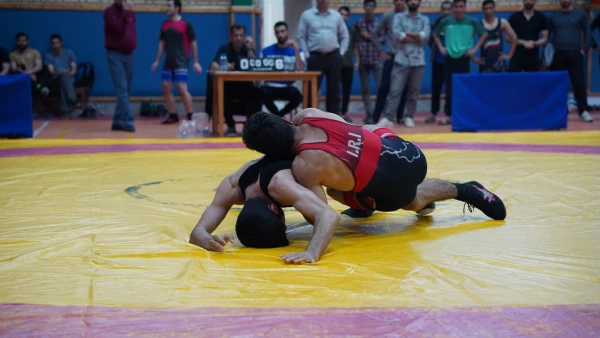 برگزاری مسابقات کشتی انتخابی استانی در پردیس دکتر شریعتی ساری 3