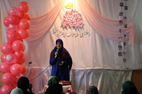 مولودی خوانی و مسابقات پرسش و پاسخ همراه با اهدای جوایز 6