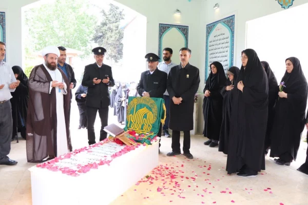 زیارت پرچم متبرک حرم مطهر رضوی 8