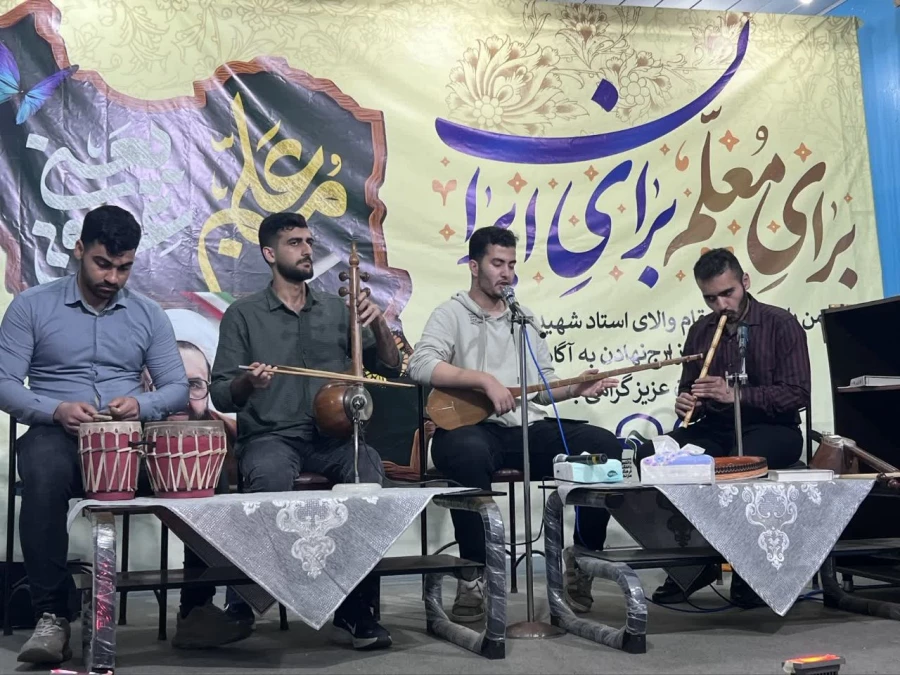 تقدیر و تشکر مرکز آموزش عالی شهید رجایی بابل از اساتید و کارکنان به مناسبت هفته معلم 3