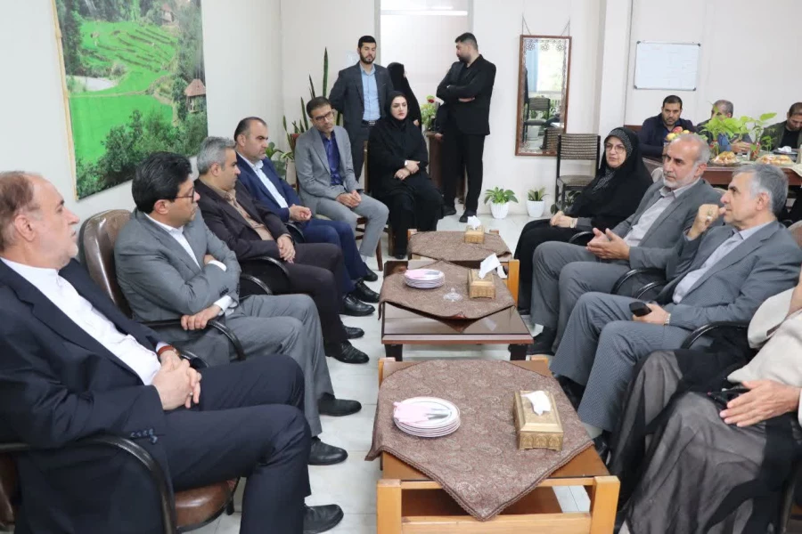 حضور معاون پارلمانی مجلس شورای اسلامی و مسئولان استانی در دانشگاه فرهنگیان مرکز حضرت فاطمه (س) قائمشهر 9