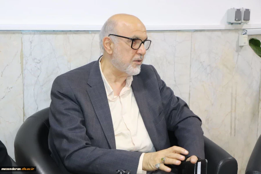 دیدار ریاست دانشگاه فرهنگیان مازندران با معاون مدیرکل حفظ آثار و ارزش های دفاع مقدس و رئیس ستاد حماسه ششم بهمن آمل 2