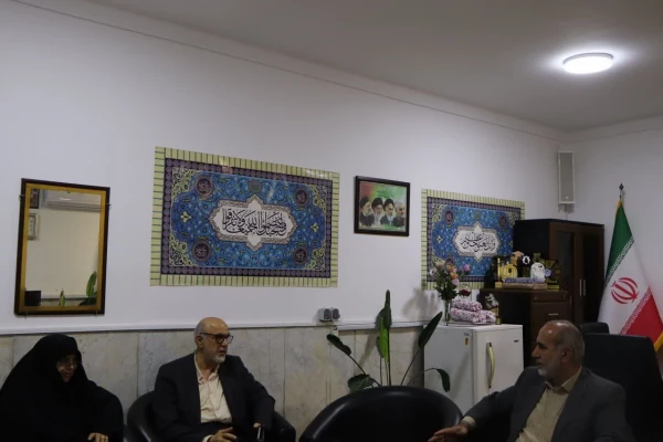 دیدار ریاست دانشگاه فرهنگیان مازندران با معاون مدیرکل حفظ آثار و ارزش های دفاع مقدس و رئیس ستاد حماسه ششم بهمن آمل 8