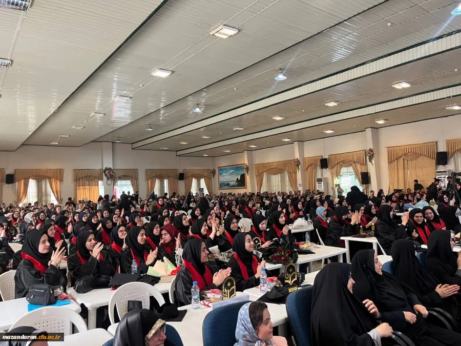 رگزاری آیین دانش آموختگی دانشجو معلمان ورودی 1400
 این مراسم با حضور بابایی کارنامی نماینده مردم شهرستان ساری در مجلس شورای اسلامی،کلبادی نژاد مدیر کل آموزش پرورش استان مازندران،لطف اله مهدوی ریاست دانشگاه فرهنگیان مازندران،حجت الاسلام والمسلمین نامدار م