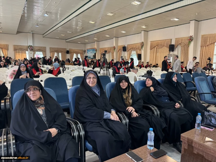 رگزاری آیین دانش آموختگی دانشجو معلمان ورودی 1400
 این مراسم با حضور بابایی کارنامی نماینده مردم شهرستان ساری در مجلس شورای اسلامی،کلبادی نژاد مدیر کل آموزش پرورش استان مازندران،لطف اله مهدوی ریاست دانشگاه فرهنگیان مازندران،حجت الاسلام والمسلمین نامدار م