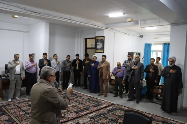 برگزاری مراسم قرائت زیارت عاشورا به همراه تقدیر از کارمندان نمونه دانشگاه فرهنگیان مازندران
 3