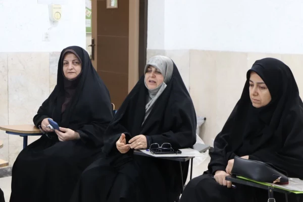 برگزاری نشست تخصصی اساتید در پردیس خواهران 2