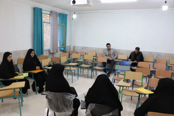 برگزاری نشست تخصصی اساتید در پردیس خواهران 5