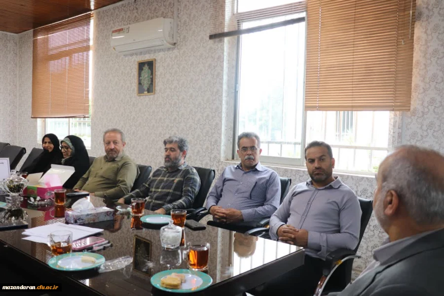 برگزاری جلسه شورای اداری مرکز بیت الهدی آمل با حضور رئیس دانشگاه فرهنگیان مازندران
 3