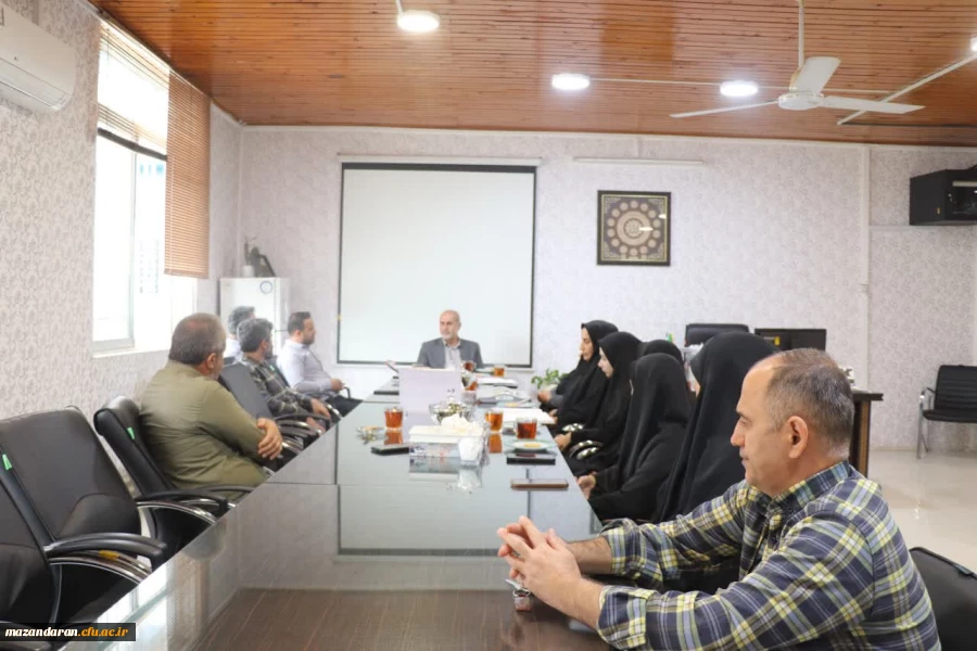 برگزاری جلسه شورای اداری مرکز بیت الهدی آمل با حضور رئیس دانشگاه فرهنگیان مازندران
 5