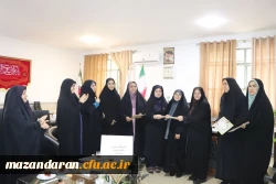 تقدیر از حیدرزاده معاون آموزشی و پژوهشی پردیس خواهران 2