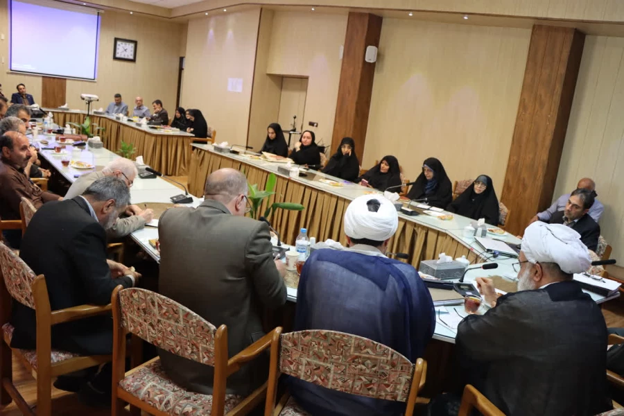 برگزاری نشست هم اندیشی نهاد مقام معظم رهبری با اساتید و اعضای هیئت علمی دانشگاه فرهنگیان مازندران 
 10