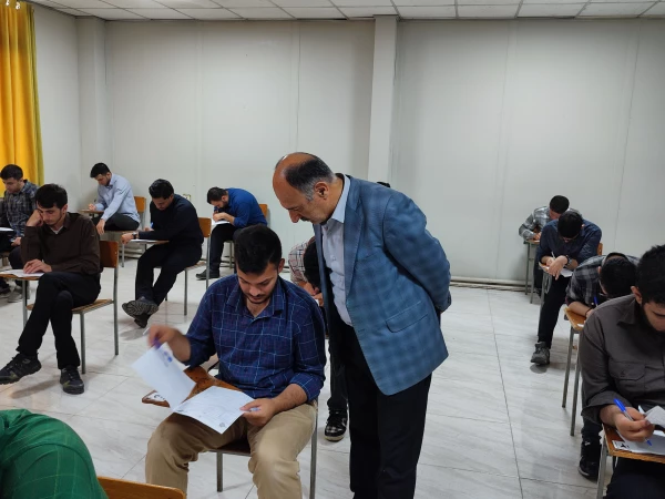 برگزاری اولین روز از امتجانات پایان ترم تحصیلی مرکز شهید رجایی بابل 2