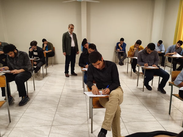 برگزاری اولین روز از امتجانات پایان ترم تحصیلی مرکز شهید رجایی بابل 3