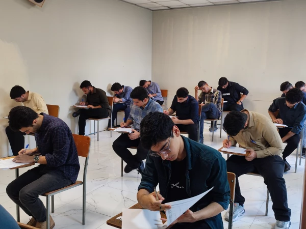 برگزاری اولین روز از امتجانات پایان ترم تحصیلی مرکز شهید رجایی بابل 5